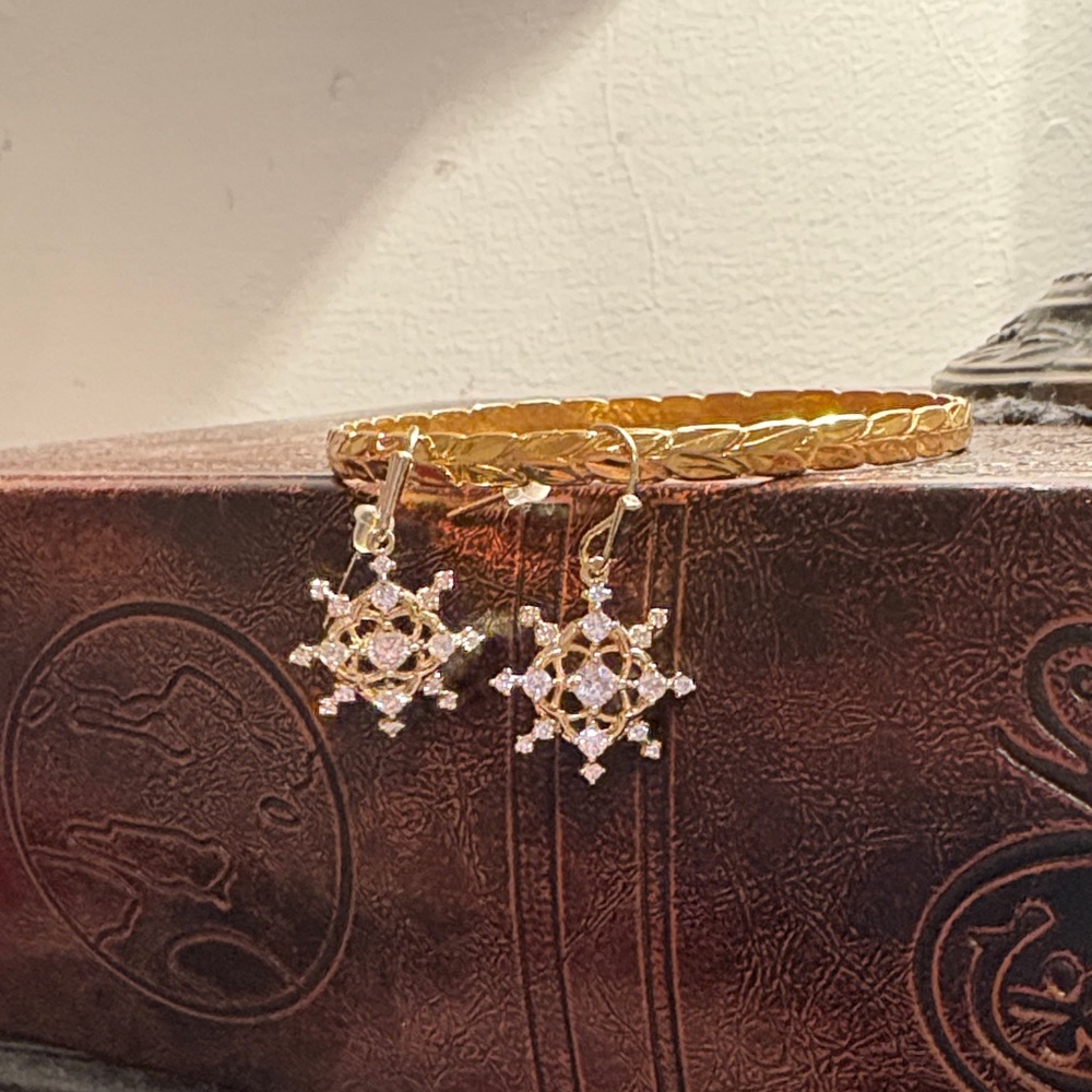 Gold Bracelet and Snowflake Earrings Set